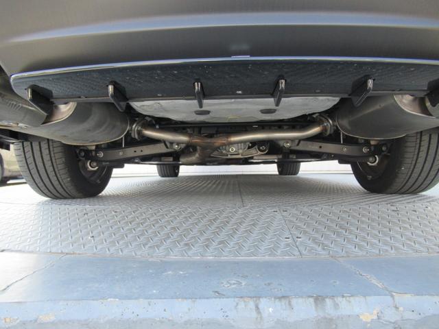 レヴォーグ ＳＴＩスポーツ　ＥＸ　アイサイトＸ搭載車　ＺＦ製電子制御ダンパー　ドライブモードセレクト　ＳＴＩロゴ入り大型マフラーカッター　レッドステッチ入りボルドー色本革スポーツシート（63枚目）