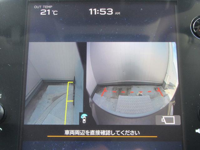 �^�]�Ȃ���O�^�C���t�߂����j�^�[�ł���T�C�h�r���[���j�^�[�ƁA�t�����g�J�����𑕔����Ă��܂��B