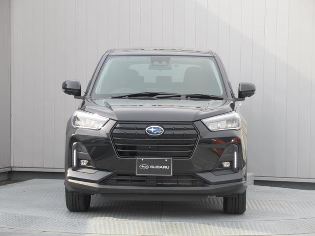 ���݂̂���{�f�B�ƃR���p�N�g�ȃL���r����g�ݍ��킹���r�t�u�炵���V���G�b�g�B�w�b�h���C�g�͂k�d�c���̗p�B