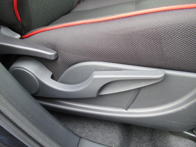 �}�j���A���^�C�v�̃V�[�g���t�^�[�𑕔��B�ׂ����V�[�g�������\�ł��B