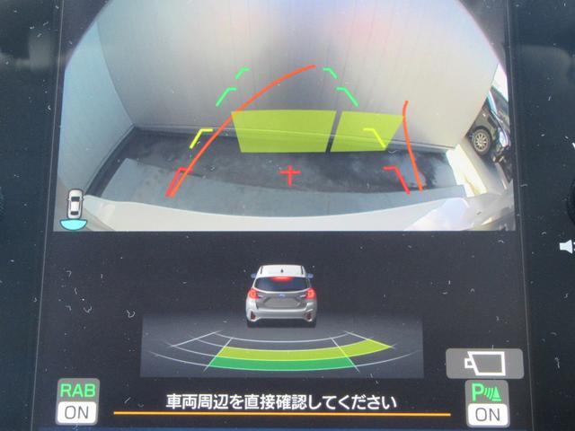 ���Ԃ���Ƃ��A���̃X�y�[�X���ǂꂭ�炢���邩�킩�炸�A���܂���߂��Ȃ��E�E�Ȃ�Ă��Ƃ�h���A�o�b�N�J�����𑕔��B�@��މ^�]�����S���čs���܂��B