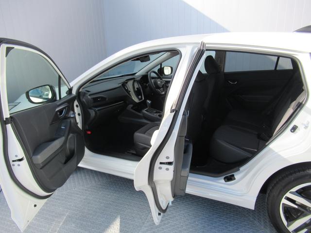 �h�A�̊Ԍ���傫���Ƃ��Ă���܂��̂ŁA����g�̂��ʂ�₷���A�X���[�Y�ɏ�~�ł��܂��B