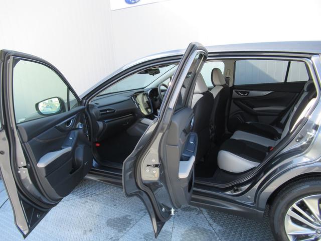 �h�A�̊Ԍ���傫���Ƃ��Ă���܂��̂ŁA����g�̂��ʂ�₷���A�X���[�Y�ɏ�~�ł��܂��B