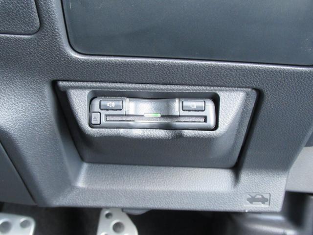 ���r�[�R���Ή��̂d�s�b�i�Q�D�O�j�𑕔����Ă��܂��B