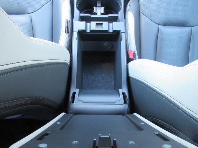 �t�����g�A�[�����X�g�����Ɏ��[�X�y�[�X������܂��B