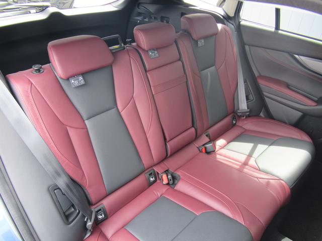 レヴォーグ STIスポーツ EX アイサイトX搭載車 スマートリヤビューミラー ZF製電子制御ダンパー ドライブモードセレクト STIロゴ入り大型マフラーカッター レッドステッチ入りボルドー色本革スポーツシート(45枚目)