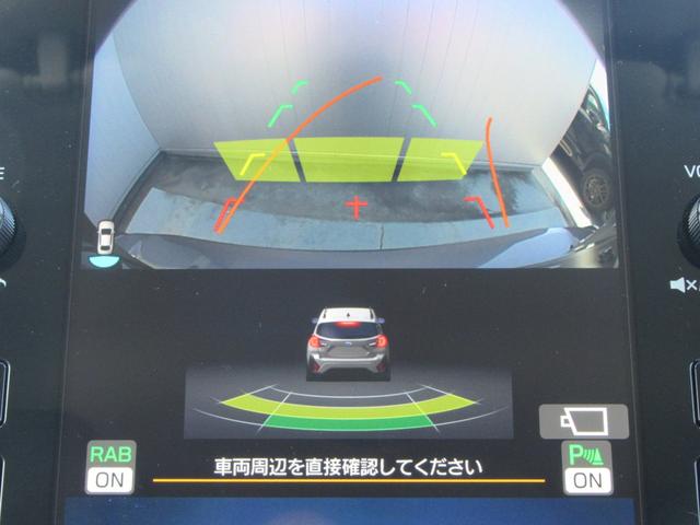 ���Ԃ���Ƃ��A���̃X�y�[�X���ǂꂭ�炢���邩�킩�炸�A���܂���߂��Ȃ��E�E�Ȃ�Ă��Ƃ�h���A�o�b�N�J�����𑕔��B�@��މ^�]�����S���čs���܂��B