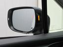ドアミラーに、後方から接近する車輌をインジケーターランプでドライバーに知らせてくれる、スバルリヤビークルディテクションを装備しています。