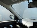 運転席から左前を見たイメージ。ガラス面が大きく目視確認がしやすくなっています
