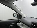 運転席から左前を見たイメージ。ガラス面が大きく目視確認がしやすくなっています。