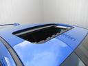メーカーオプションのサンルーフを装備