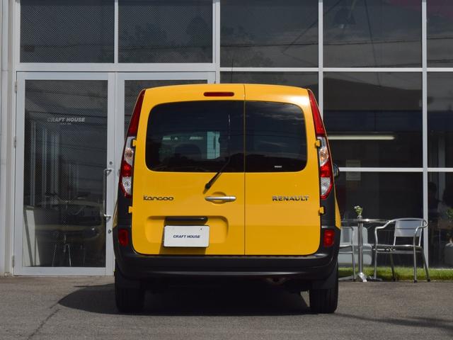 カングー ラ・ポスト　ワンオーナー・禁煙車・６速マニュアル・Ｂｌｕｅｔｏｏｔｈオーディオ・ＵＳＢ・ＣＤ・ＵＶカットガラス・シートバックテーブル・可倒式助手席（7枚目）