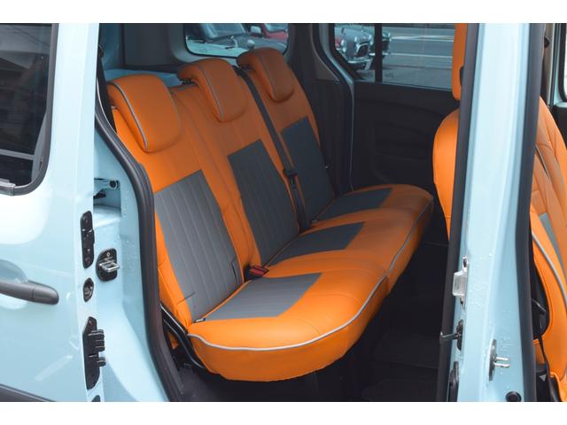 カングー ペイザージュ ワンオーナー 禁煙車 10インチナビTV バックカメラ Bluetooth USB カバナシートカバー シートヒーター ベッドキット ルーフキャリア ETC2.0 ウッドドアパネル 帆布アームレスト(19枚目)