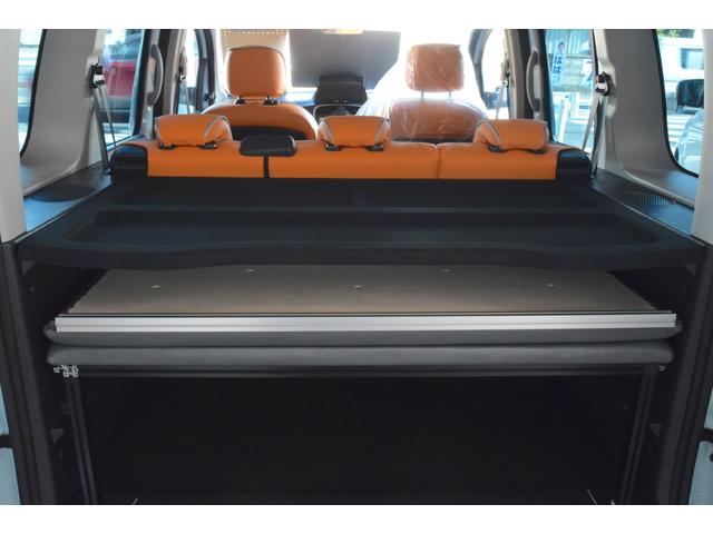 カングー ペイザージュ ワンオーナー 禁煙車 10インチナビTV バックカメラ Bluetooth USB カバナシートカバー シートヒーター ベッドキット ルーフキャリア ETC2.0 ウッドドアパネル 帆布アームレスト(22枚目)