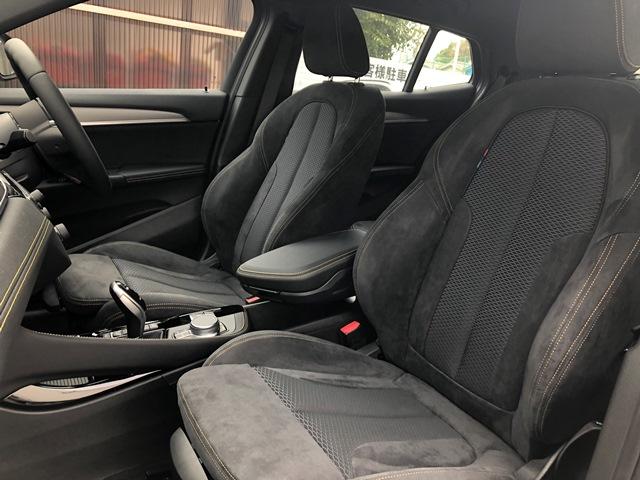 xDrive18dMスポーツX弊社デモカーLEDヘッドライト(11枚目)