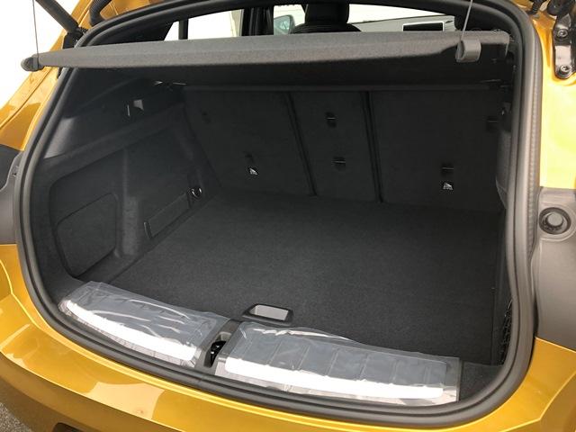 xDrive18dMスポーツX弊社デモカーLEDヘッドライト(16枚目)