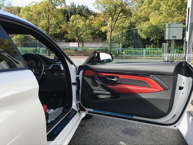 M4クーペ コンペティション サキールオレンジレザー アダプティブMサスペンション 専用20インチアルミ LEDヘッドライト レーンチェンジウォーニング 純正HDDナビ地デジ カーボンルーフ 軽量化シート F82(12枚目)
