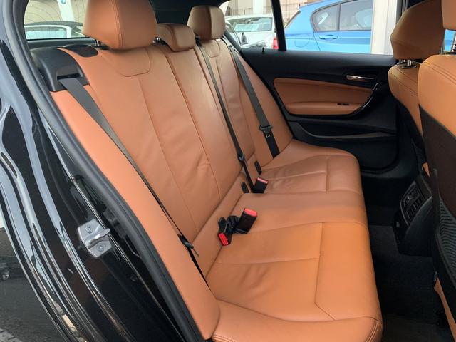 118d Mスポーツ エディションシャドー 認定保証・限定車・コニャックレザー・シートヒーター・LEDヘッド・ACC・衝突回避軽減ブレーキ・車線逸脱警告・純正18インチAW・バックモニタ・360障害物センサー・Bluetooth・SOS・F20(12枚目)