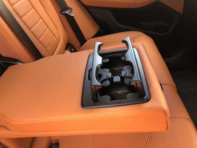 xDrive 20i Xライン ハイラインパッケージ 後期モデル・メーター液晶・コニャックレザー・純正19インチアルミ・アクティブクルーズコントロール・シートヒーター・LEDヘッドライト・全周囲カメラ・純正HDDナビ・地デジ・衝突軽減ブレーキ・G01(55枚目)
