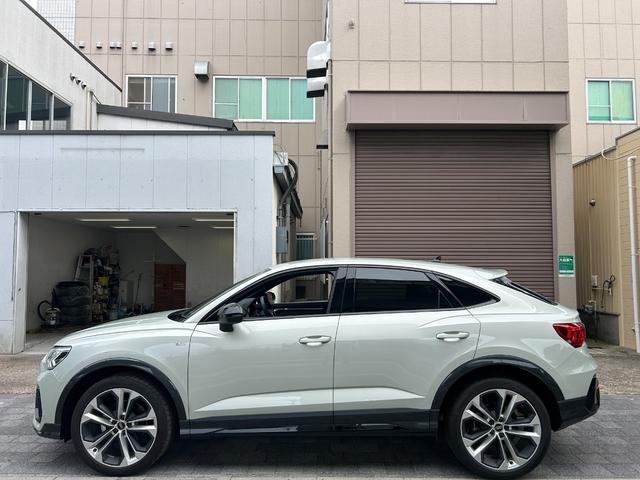 Ｑ３スポーツバック ダイナミックエディション　ユーザー買取　マンハッタングレーフロントエアロバンパー　マンハッタングレーサイドプロテクター　２０インチ５本スポークアルミ　パノラミックビューモニター　スペアスマートキー（22枚目）