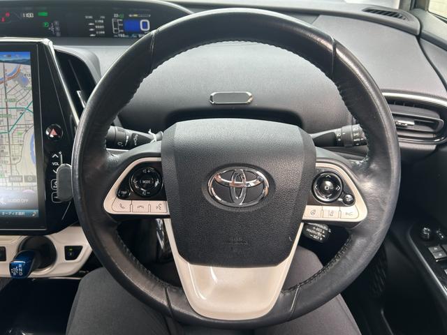 プリウスＰＨＶ Ｓナビパッケージ　純正ナビ　Ｒカメラ　車高調　スマートキー　ＥＴＣ（40枚目）