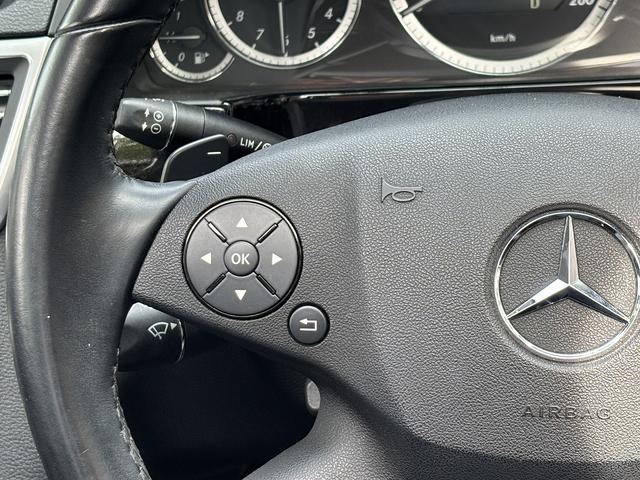 Ｅクラス Ｅ３００　アバンギャルド　ユーザー買取　黒本革シート　サンルーフ　レッドキャリパー　フロント席パワーシート　フロント席シートヒーター　ドライブレコーダー　ＥＴＣ（40枚目）