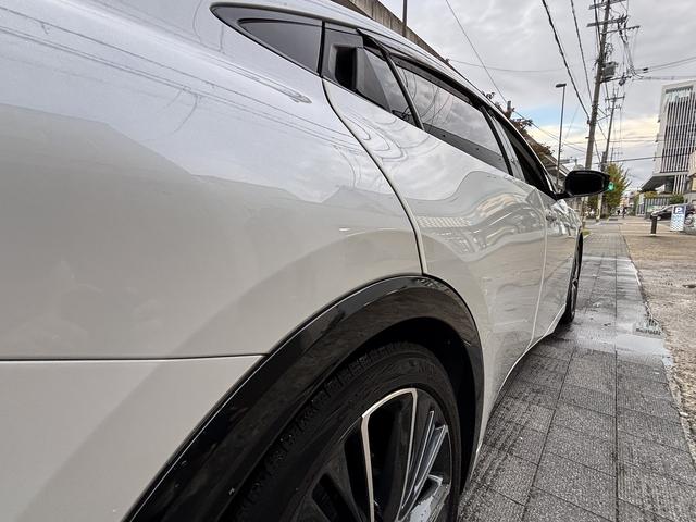 プリウス Ｚ　ユーザー買取　デジタルインナーミラー　レッド加飾付き合皮スポーティーシート　パワーバックドア　パノラミックビューモニター　トヨタセーフティセンス　シートヒーター（21枚目）