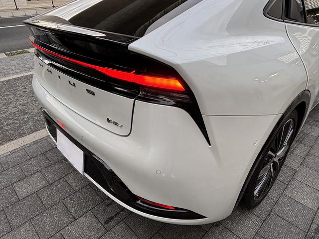 プリウス Ｚ　ユーザー買取　デジタルインナーミラー　レッド加飾付き合皮スポーティーシート　パワーバックドア　パノラミックビューモニター　トヨタセーフティセンス　シートヒーター（22枚目）