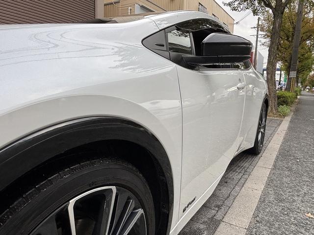 プリウス Ｚ　ユーザー買取　デジタルインナーミラー　レッド加飾付き合皮スポーティーシート　パワーバックドア　パノラミックビューモニター　トヨタセーフティセンス　シートヒーター（25枚目）