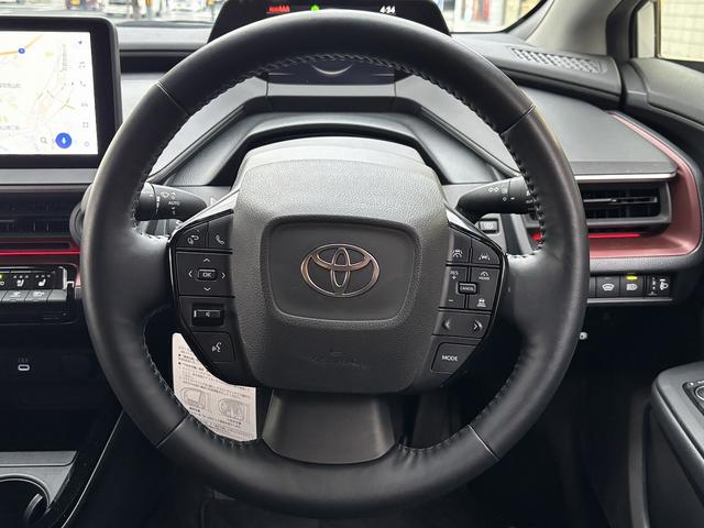 プリウス Ｚ　ユーザー買取　デジタルインナーミラー　レッド加飾付き合皮スポーティーシート　パワーバックドア　パノラミックビューモニター　トヨタセーフティセンス　シートヒーター（43枚目）