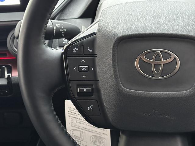 プリウス Ｚ　ユーザー買取　デジタルインナーミラー　レッド加飾付き合皮スポーティーシート　パワーバックドア　パノラミックビューモニター　トヨタセーフティセンス　シートヒーター（45枚目）