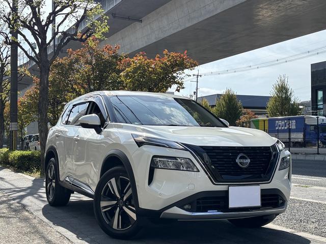 エクストレイル Ｇ　ｅ－４ＯＲＣＥ　ユーザー買取　タンナッパ革シート　プロパイロット　パノラミックビューモニター　ＢＳＭ　デジタルミラー　ハンドルヒーター　前後ドライブレコーダー　シートヒーター　スペアスマートキー（17枚目）