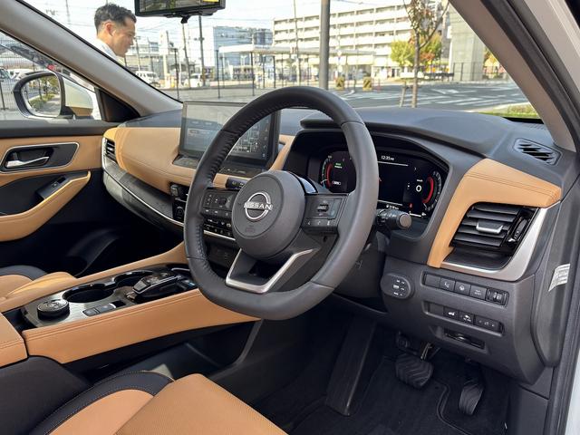 エクストレイル Ｇ　ｅ－４ＯＲＣＥ　ユーザー買取　タンナッパ革シート　プロパイロット　パノラミックビューモニター　ＢＳＭ　デジタルミラー　ハンドルヒーター　前後ドライブレコーダー　シートヒーター　スペアスマートキー（42枚目）