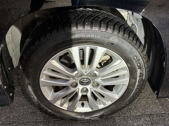 ノア S-G ユーザー買取 10.5インチディスプレイオーディオ 両側パワースライドドア 前後ドライブレコーダー LEDヘッドライト トヨタセーフティセンス スペアスマートキー(50枚目)