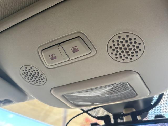 ５００Ｃ ツインエア　ドルチェヴィータ　ユーザー買取　ソフトトップ　幌赤　白黒ハーフレザーシート　ディスプレイオーディオ　パドルシフト　クルーズコントロール　ＥＴＣ　スペアスマートキー（41枚目）