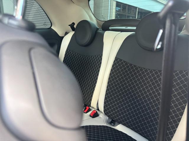 ５００Ｃ ツインエア　ドルチェヴィータ　ユーザー買取　ソフトトップ　幌赤　白黒ハーフレザーシート　ディスプレイオーディオ　パドルシフト　クルーズコントロール　ＥＴＣ　スペアスマートキー（46枚目）