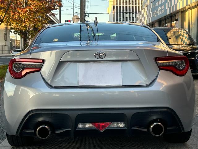 86 GTリミテッド ユーザー買取 アルカンターラコンビシート LEDヘッドライト ETC クルーズコントロール 6速MT車 スペアスマートキー(22枚目)