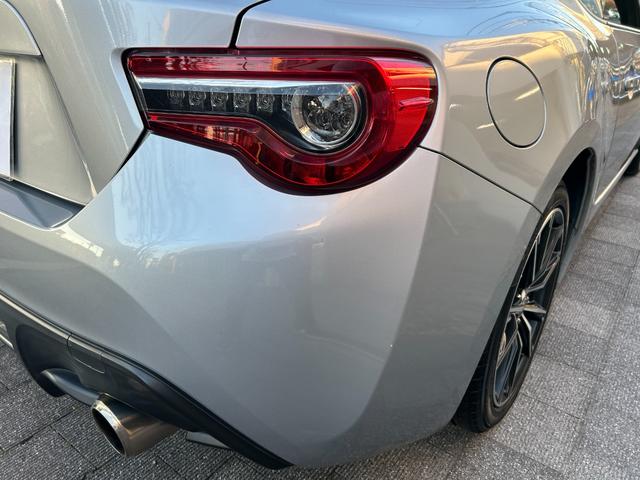 86 GTリミテッド ユーザー買取 アルカンターラコンビシート LEDヘッドライト ETC クルーズコントロール 6速MT車 スペアスマートキー(26枚目)