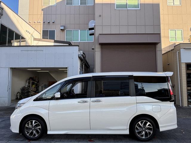 ステップワゴンスパーダ スパーダ ユーザー買取 ディーラーOPナビ(VXM-152VFi) バックカメラ フルセグTV 両側パワースライドドア LEDヘッドライト ETC スペアスマートキー(18枚目)