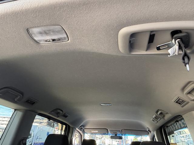 ステップワゴンスパーダ スパーダ ユーザー買取 ディーラーOPナビ(VXM-152VFi) バックカメラ フルセグTV 両側パワースライドドア LEDヘッドライト ETC スペアスマートキー(37枚目)