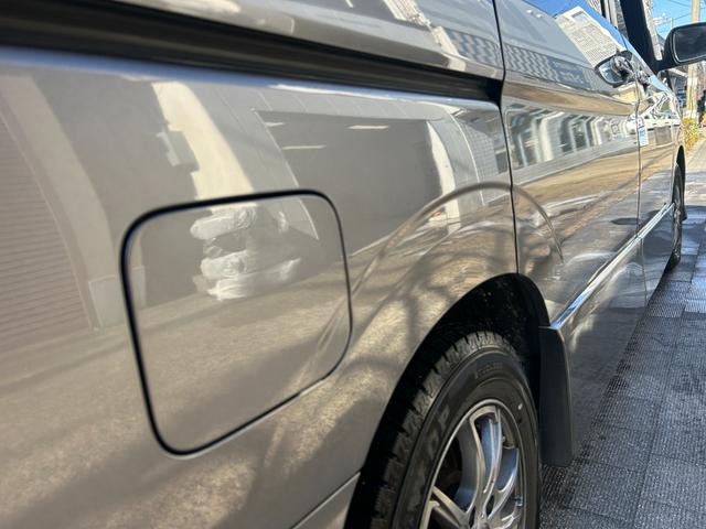 セレナ ハイウェイスターV 全周囲C デジタルミラー LEDヘッド 両側パワースライドドア プロパイロット Rカメラ 衝突軽減システム スタッドレスタイヤ付 レーンキーピング ワンオーナー 防水シート(30枚目)