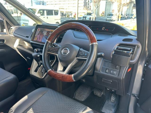 セレナ ハイウェイスターV 全周囲C デジタルミラー LEDヘッド 両側パワースライドドア プロパイロット Rカメラ 衝突軽減システム スタッドレスタイヤ付 レーンキーピング ワンオーナー 防水シート(38枚目)
