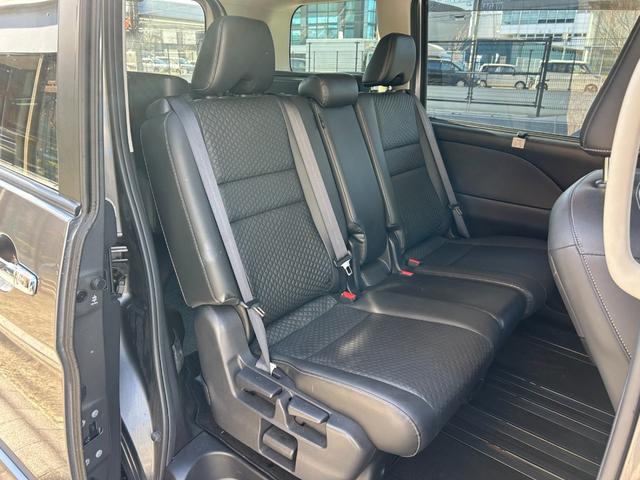 セレナ ハイウェイスターV 全周囲C デジタルミラー LEDヘッド 両側パワースライドドア プロパイロット Rカメラ 衝突軽減システム スタッドレスタイヤ付 レーンキーピング ワンオーナー 防水シート(43枚目)