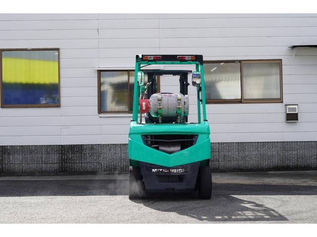 日本 　三菱／２．５ｔ　ガソリン・ＬＰＧ併用車／ＡＴ車／３５６２時間／揚高３．０ｍ／ナンバー取得可能（１４１８６）（10枚目）