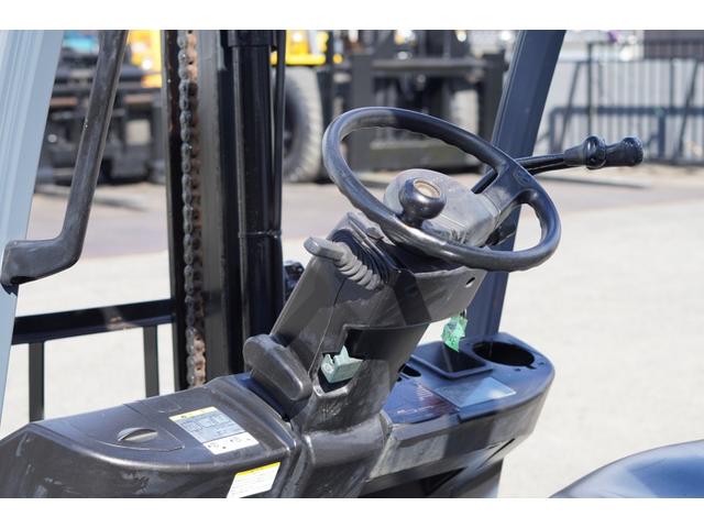 日本 　トヨタ／３．０ｔ　ディーゼル車／ＡＴ車／１３１０時間／揚高３．０ｍ／ナンバー取得可能（１４７７９）（8枚目）