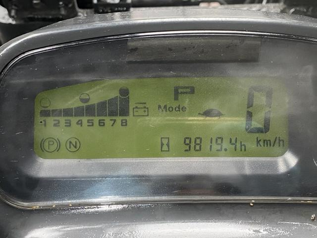 日本 　ＴＣＭ／２．０ｔ　バッテリー車／９８２０時間／フォークシフト／揚高３．０ｍ／ナンバー取得可能（１５９４４）（7枚目）