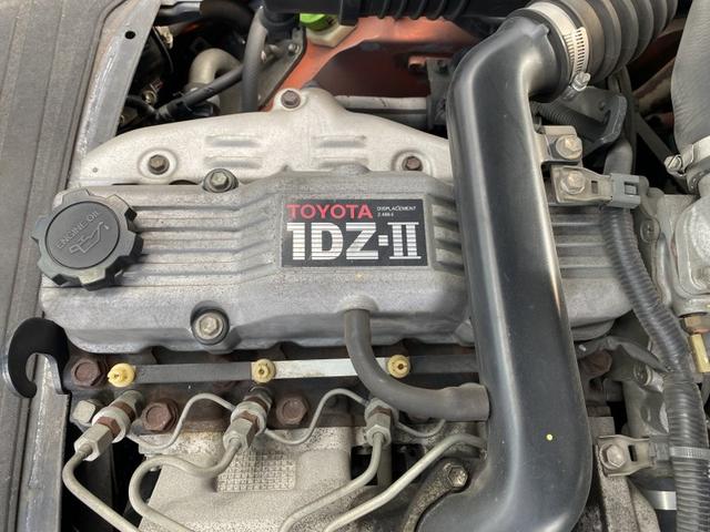 日本  トヨタ/2.5t ディーゼル車/1682時間/揚高3.0m/ナンバー取得可能(16972)(13枚目)