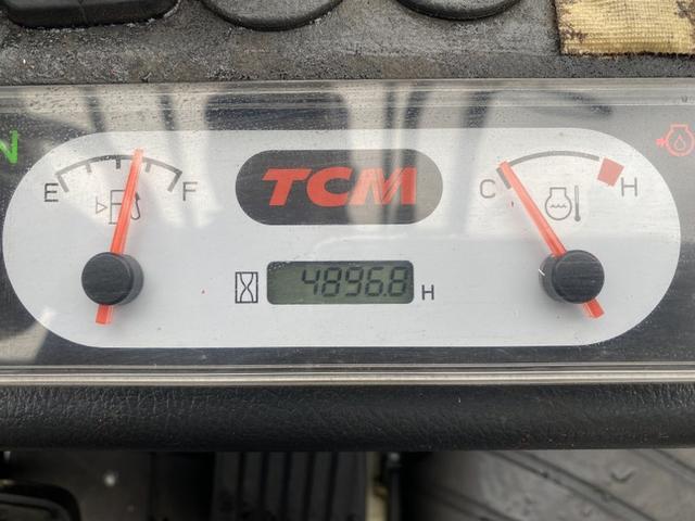 日本 　ＴＣＭ／３．０ｔ　ディーゼル車／４８９７時間／揚高３．７５ｍ／ナンバー取得可能（１７１１８）（4枚目）