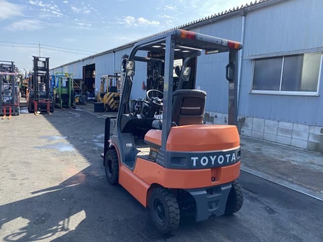 日本 トヨタ/1.5t バッテリー車/7192時間/サイドシフト/揚高3.0m/ナンバー取得可能(16866)(3枚目)