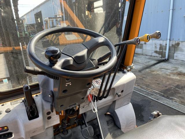 日本 TCM/2.0t バッテリー車/8115時間/サイドシフト/揚高3.0m/ナンバー取得可能(17157)(5枚目)